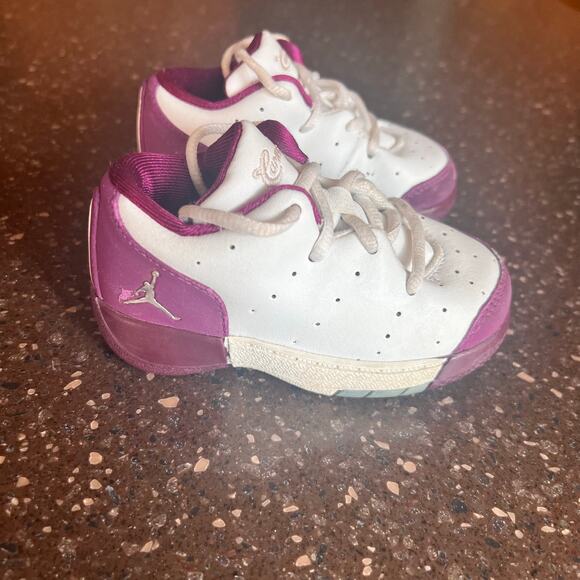 Nike Air Jordan Retro Cranberry & White Todder Size 5C Sneakers Kids Tennis shoe - Picture 1 of 8